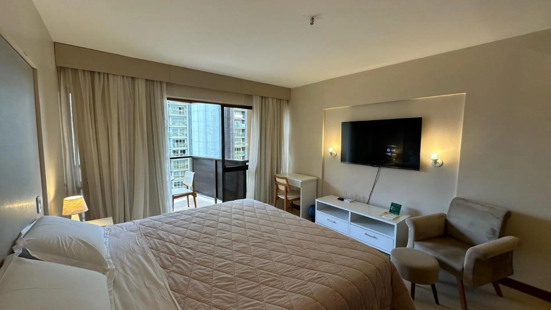 Kubitschek Plaza Hotel - Flat Particular 2 location